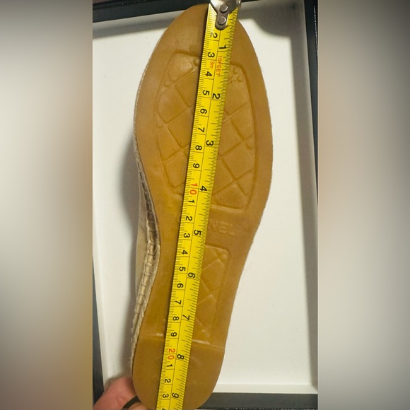 CHANEL ESPADRILLES 🦄 BEIGE BLACK IN LAMBSKIN SIZE 36 - Picture 13 of 13